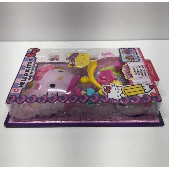 Hello Kitty Minis Tea Party Play Set NEW - Picture 8 of 9